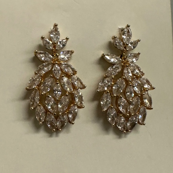 Gold Bridal Earrings - Picture 2 of 2